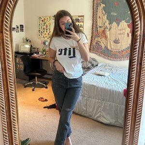 Small Miller Ligght crew neck tshirt!